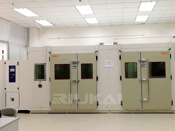 步入式高温老化房