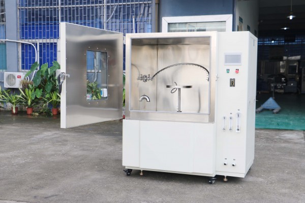 安装汽车淋雨试验箱