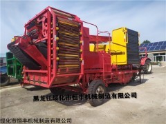 4U-2 1700-2型侧输出土豆挖掘机